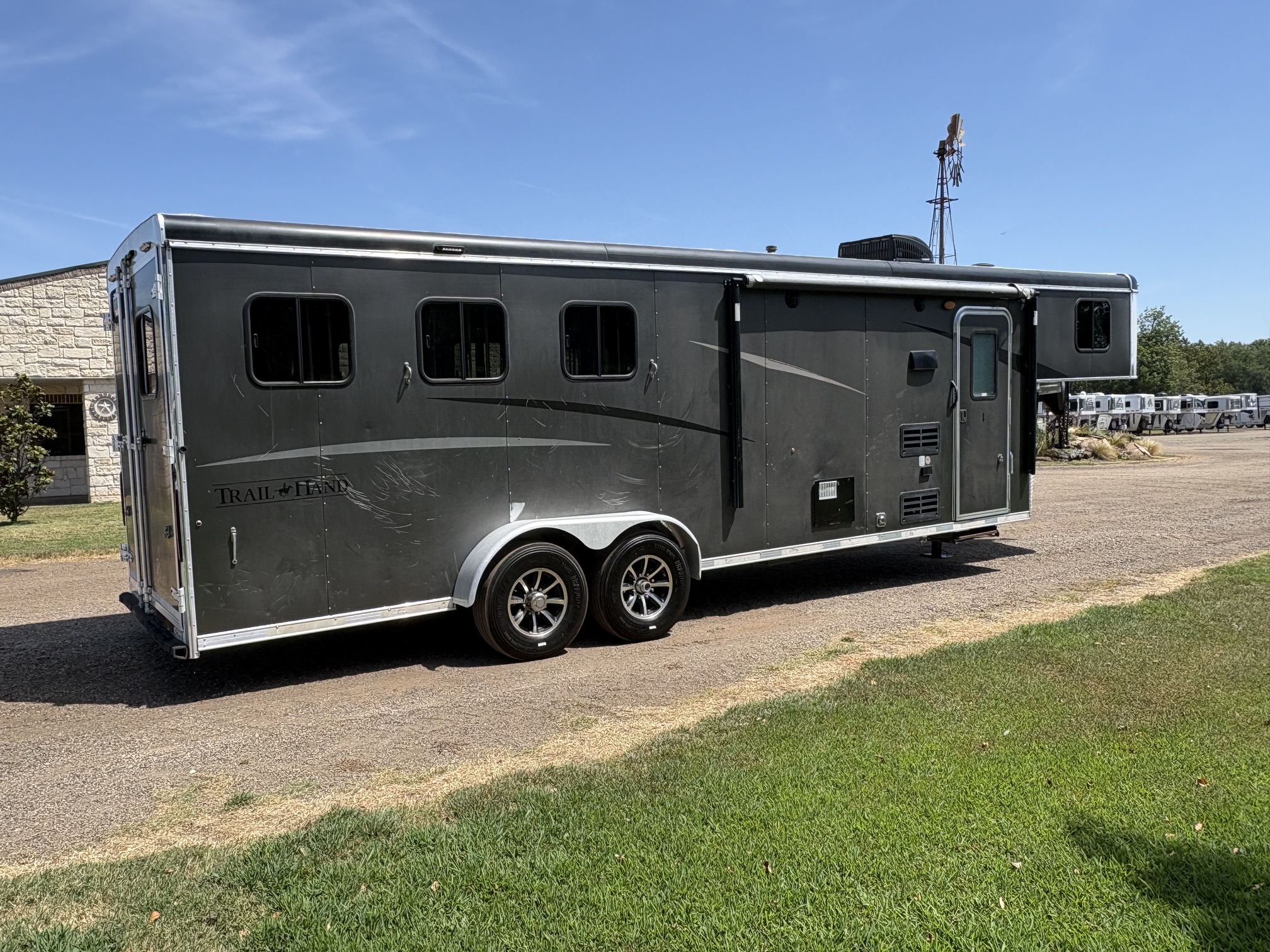 Trailer Photo 3