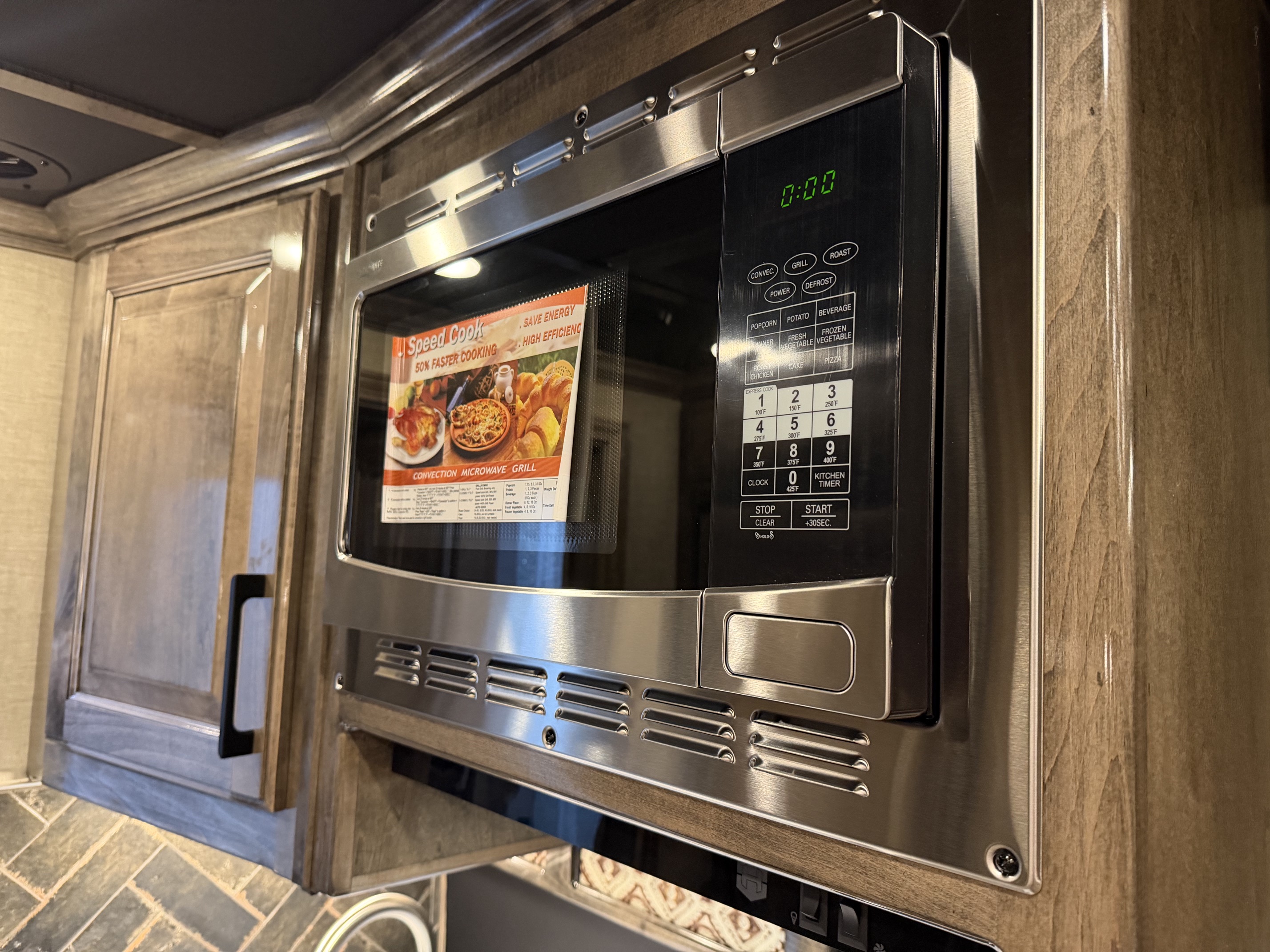 Trailer Photo 17